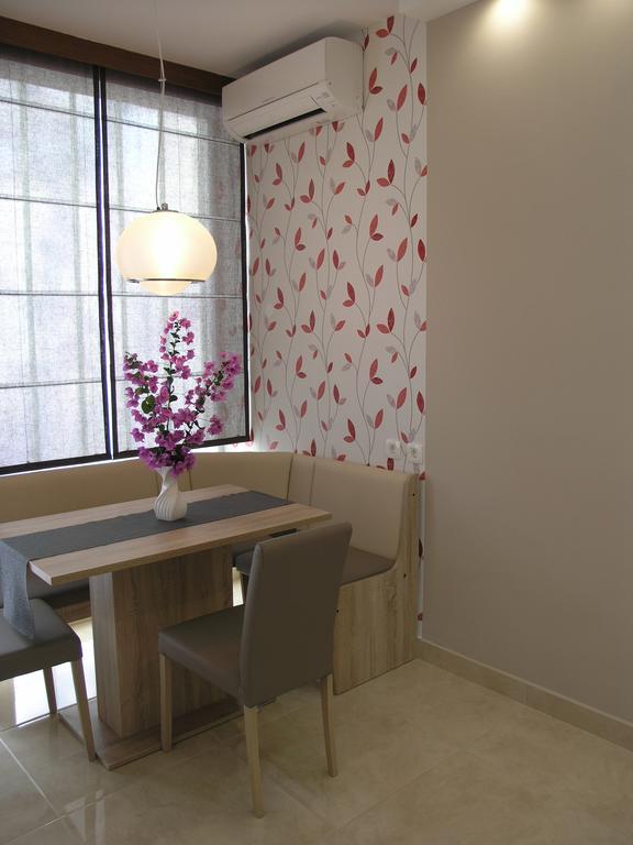 Apartments Dobrila Podgora Extérieur photo
