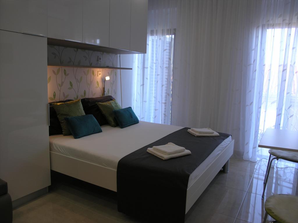 Apartments Dobrila Podgora Extérieur photo