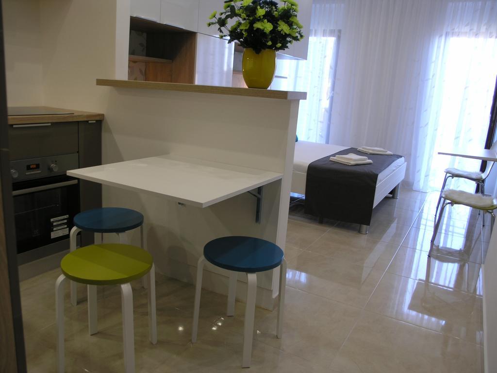 Apartments Dobrila Podgora Extérieur photo
