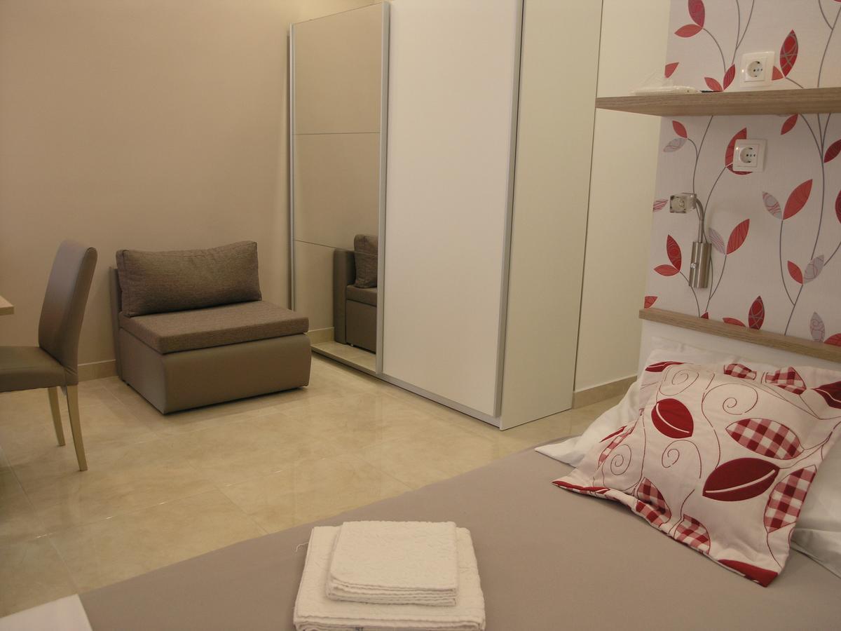 Apartments Dobrila Podgora Extérieur photo